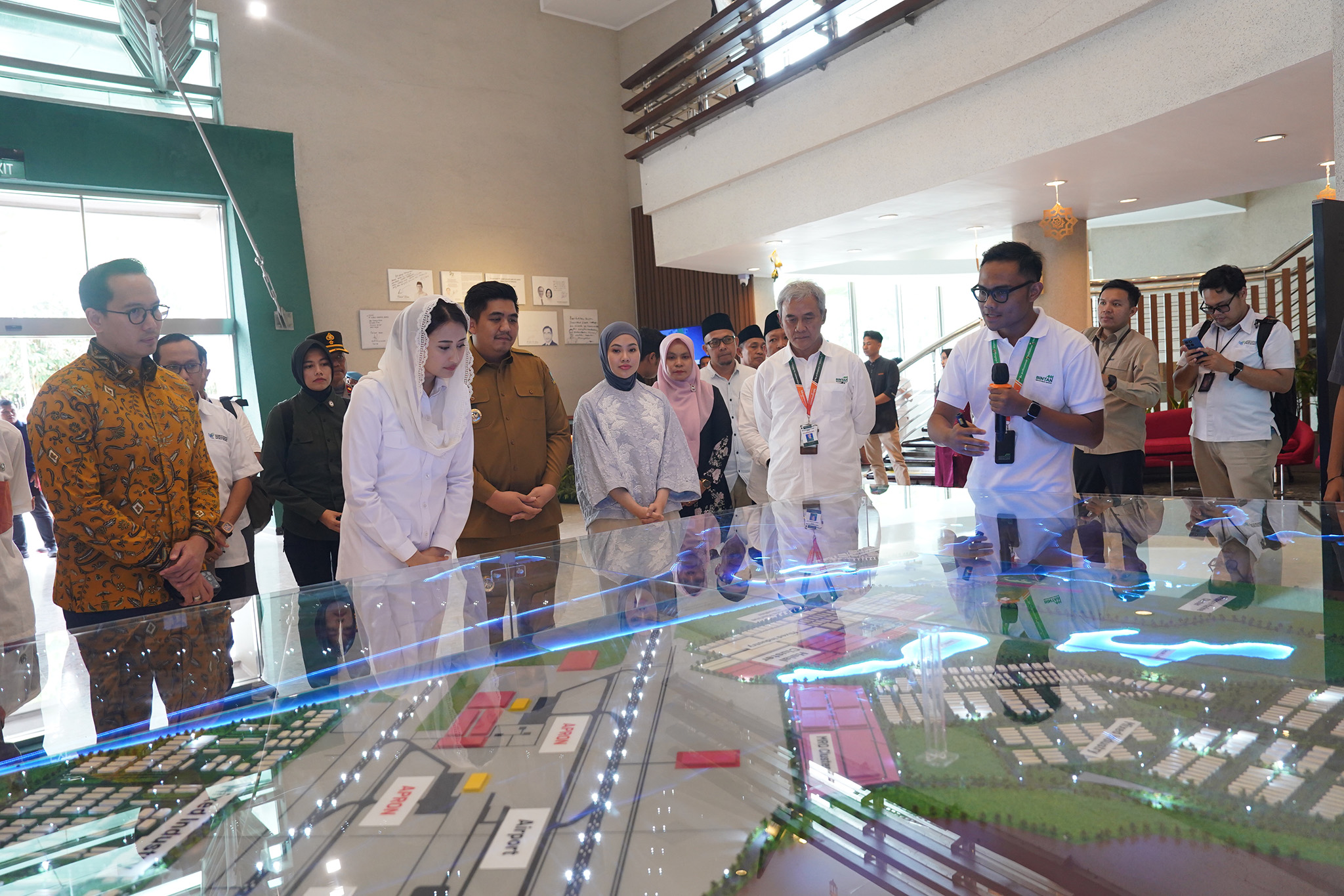 Wamendag Kunjungi Tiga Industri Strategis di Batam dan Bintan, Kepulauan Riau