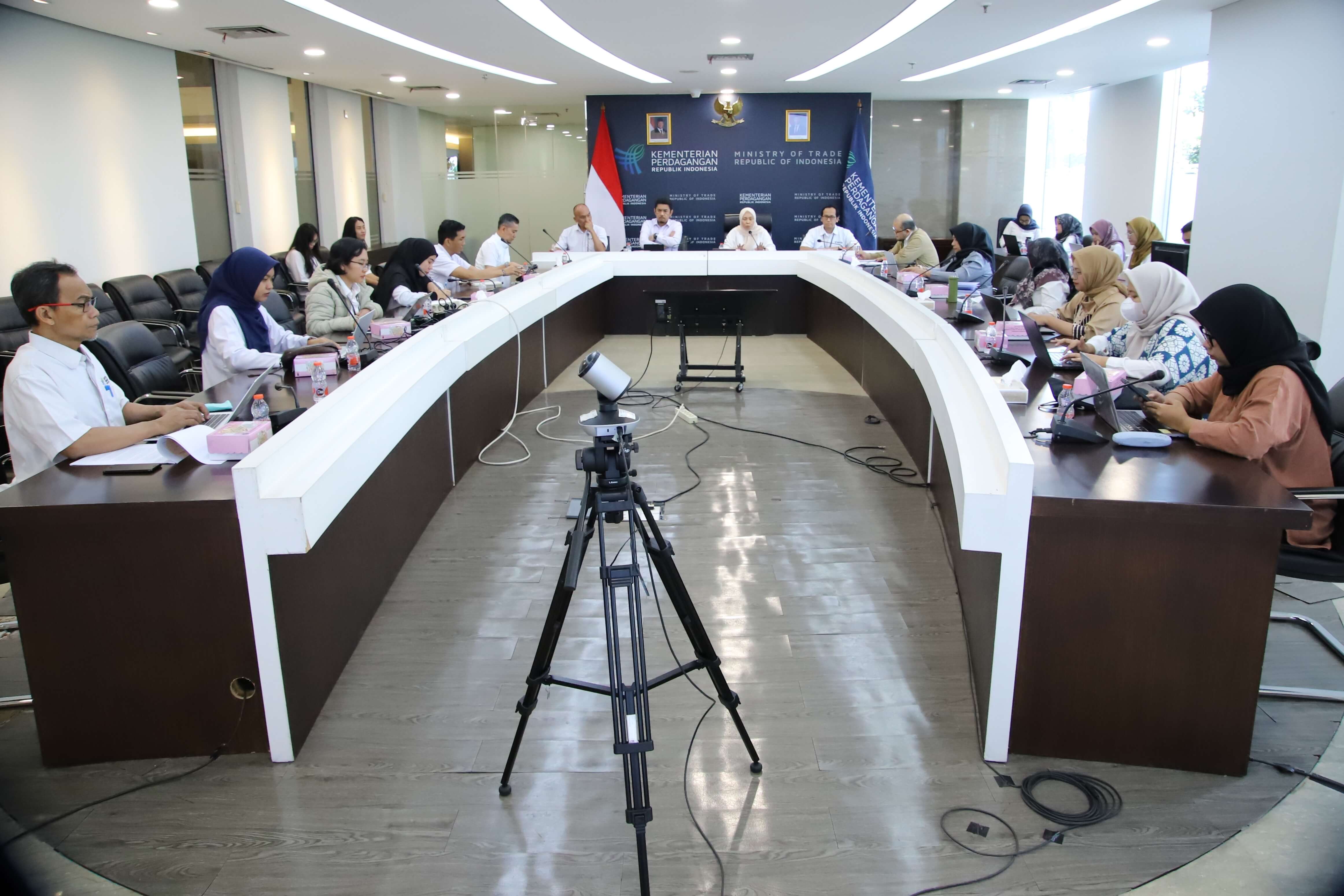 Diskusi Kelompok Terarah Strategi Implementasi Penyusunan RIA Penguatan Kelembagaan Ekspor Di Daerah