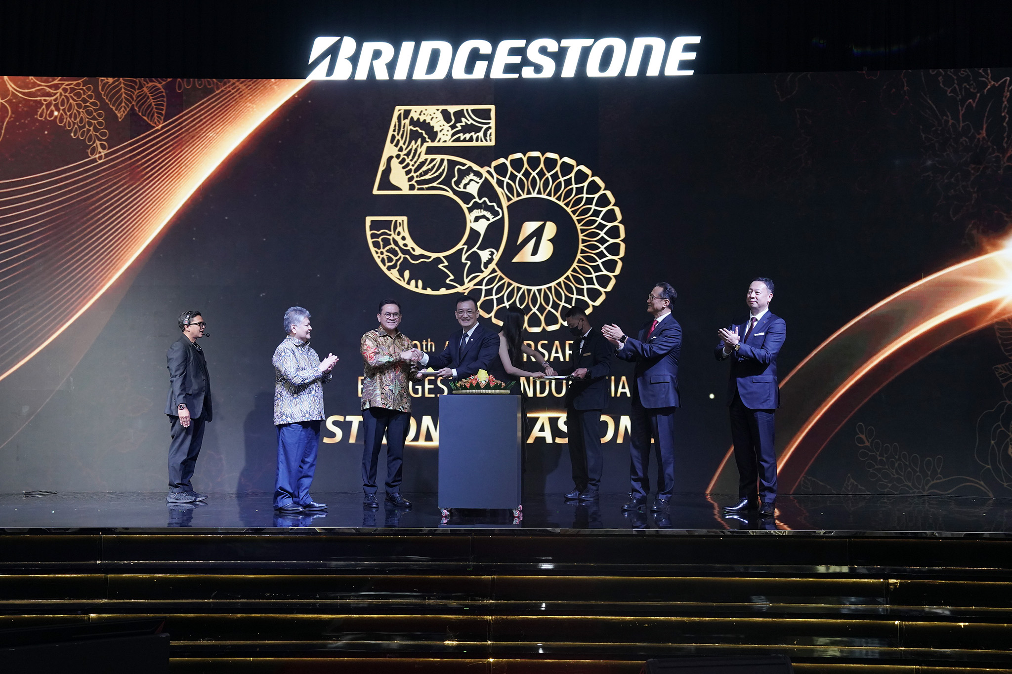 Mendag pada Perayaan 50 Tahun Bridgestone Indonesia