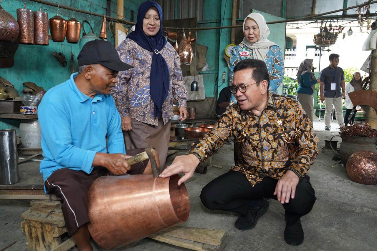 Mendag Kunjungi UMKM Nuansa Art di Kabupaten Boyolali, Jawa Tengah