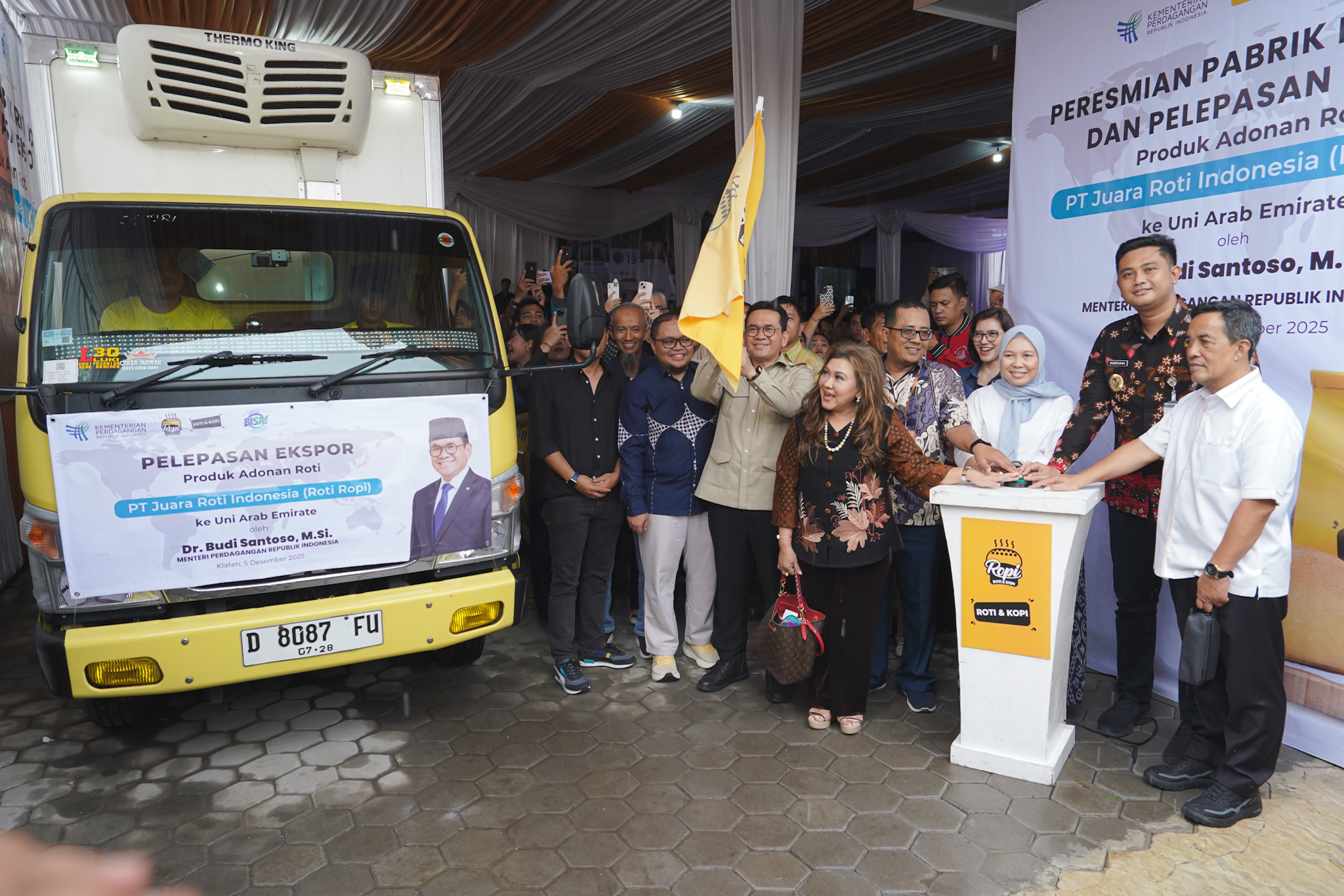 Pelepasan Ekspor Adonan Roti Ropi ke Uni Emirat Arab