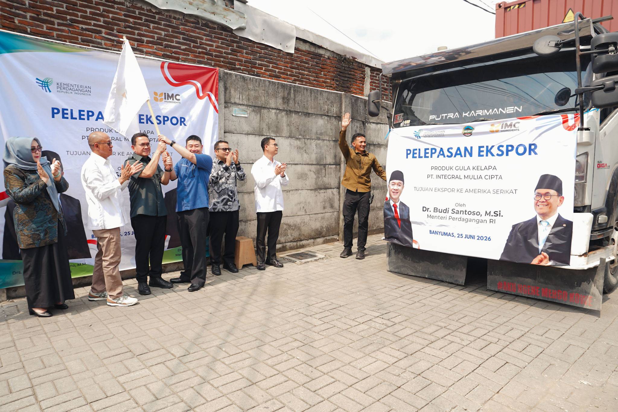 Pelepasan Ekspor Gula Kelapa PT Integral Mulia Cipta